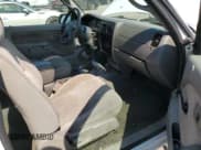 ✅ 2004 Toyota Tacoma • VIN: 5TEVL52N64Z308413 • Lot: 70221565. Listed on Copart with 338,786 mi. Free auction sales archive from the USA and detailed vehicle history report at DreamBid. Image 8.