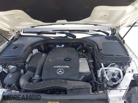 ✅ 2018 Mercedes-Benz GLC 300 • VIN: WDC0G4JB7JV077188 • Lot: 43074612. Wystawiony na IAAI z przebiegiem 157 278 mil. Bezpłatny archiwum sprzedaży aukcyjnych z USA i szczegółowy raport historii pojazdu na DreamBid. Zdjęcie 10.