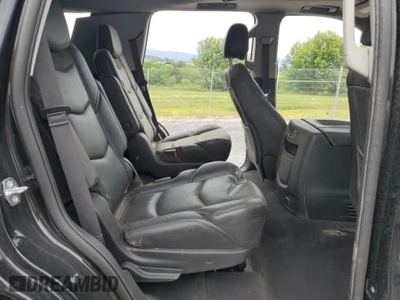 ✅ 2019 Cadillac Escalade Luxury • VIN: 1GYS4BKJ4KR271375 • Lot: 56825125. Listed on Copart with Not provided. Free auction sales archive from the USA and detailed vehicle history report at DreamBid. Image 11.