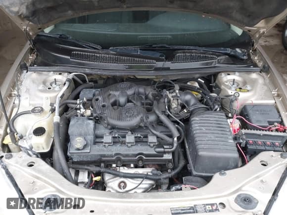 ✅ 2004 Chrysler Sebring Touring • VIN: 1C3EL56R24N301205 • Lot: 41255936. Wystawiony na IAAI z przebiegiem 107 290 mil. Bezpłatny archiwum sprzedaży aukcyjnych z USA i szczegółowy raport historii pojazdu na DreamBid. Zdjęcie 10.