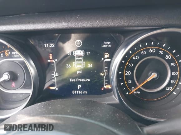 ✅ 2021 Jeep Wrangler Unlimited Sahara • VIN: 1C4HJXEG4MW624532 • Lot: 41783382. Wystawiony na IAAI z przebiegiem 81 116 mil. Bezpłatny archiwum sprzedaży aukcyjnych z USA i szczegółowy raport historii pojazdu na DreamBid. Zdjęcie 7.