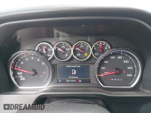 ✅ 2021 Chevrolet Silverado 1500 LT Trail Boss • VIN: 1GCPYFEL7MZ168474 • Lot: 42351427. Wystawiony na IAAI z przebiegiem 103 836 mil. Bezpłatny archiwum sprzedaży aukcyjnych z USA i szczegółowy raport historii pojazdu na DreamBid. Zdjęcie 7.