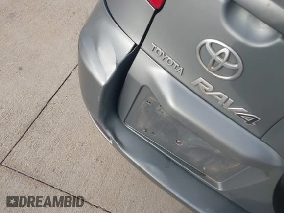 ✅ 2006 Toyota RAV4 • VIN: JTMZD33V066009047 • Lot: 43850627. Wystawiony na IAAI z przebiegiem 249 749 mil. Bezpłatny archiwum sprzedaży aukcyjnych z USA i szczegółowy raport historii pojazdu na DreamBid. Zdjęcie 13.