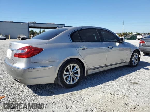 ✅ 2013 Hyundai Genesis 3.8L • VIN: KMHGC4DD2DU242020 • Lot: 91072945. Listed on Copart with 35,903 mi. Free auction sales archive from the USA and detailed vehicle history report at DreamBid. Image 3.