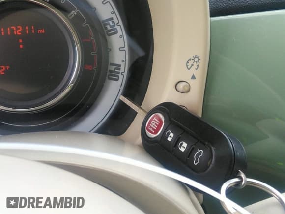 ✅ 2014 FIAT 500 Pop • VIN: 3C3CFFAR3ET165003 • Lot: 42754818. Listed on IAAI with 117,211 mi. Free auction sales archive from the USA and detailed vehicle history report at DreamBid. Image 11.