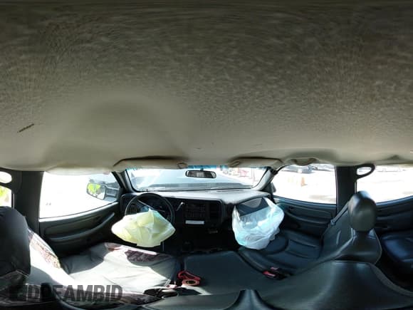 ✅ 2005 Chevrolet Silverado 2500HD • VIN: 1GCHK23215F911562 • Lot: 43222584. Listed on IAAI with 75,817 mi. Free auction sales archive from the USA and detailed vehicle history report at DreamBid. Image 18.