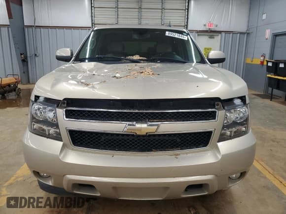 ✅ 2008 Chevrolet Suburban 3LT • VIN: 1GNFC16038R142159 • Lot: 89521845. Listed on Copart with 140,112 mi. Free auction sales archive from the USA and detailed vehicle history report at DreamBid. Image 5.
