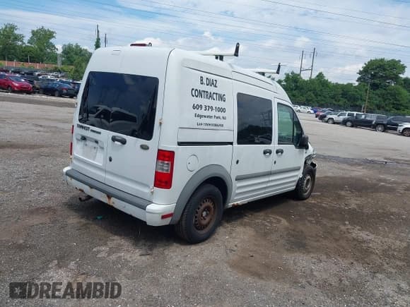 ✅ 2011 Ford Transit Connect XLT • VIN: NM0LS6BN7BT065347 • Lot: 42629046. Listed on IAAI with 161,802 mi. Free auction sales archive from the USA and detailed vehicle history report at DreamBid. Image 4.
