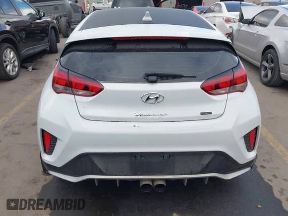 2019 Hyundai Veloster Turbo z VIN KMHTH6AB3KU020193, wystawiony jako IAAI lot #41526722 z przebiegiem 54 697 mil mil oraz . Historia ofert i sprzedaży dostępna na DreamBid. Obrazek 16.
