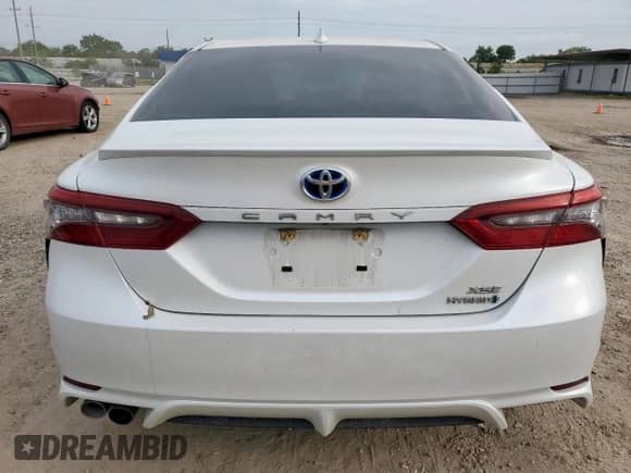 2021 Toyota Camry Hybrid XSE с VIN 4T1K31AK7MU028992, выставлен на аукционе Copart как лот 65379895 с пробегом 62 735 миль миль и Списание • Salvage title. История ставок и продаж доступна на DreamBid. Изображение 6.