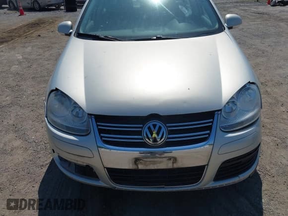 ✅ 2010 Volkswagen Jetta Limited Edition • VIN: 3VWRX7AJ5AM047491 • Lot: 42663062. Listed on IAAI with 146,179 mi. Free auction sales archive from the USA and detailed vehicle history report at DreamBid. Image 14.