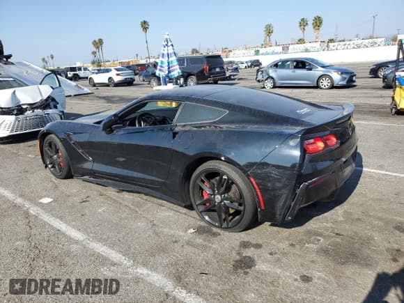 ✅ 2016 Chevrolet Corvette Z51 3LT • VIN: 1G1YM2D72G5115814 • Lot: 89352015. Wystawiony na Copart z przebiegiem 43 692 mil. Bezpłatny archiwum sprzedaży aukcyjnych z USA i szczegółowy raport historii pojazdu na DreamBid. Zdjęcie 2.