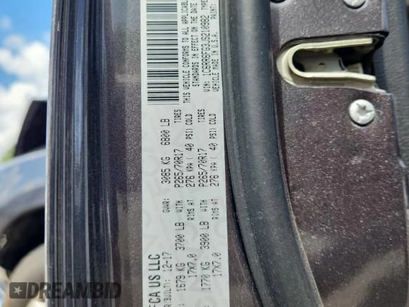 ✅ 2018 Ram 1500 Tradesman • VIN: 1C6RR6FG3JS210982 • Lot: 83967415. Wystawiony na Copart z przebiegiem 162 720 mil. Bezpłatny archiwum sprzedaży aukcyjnych z USA i szczegółowy raport historii pojazdu na DreamBid. Zdjęcie 13.