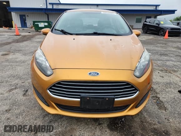 ✅ 2016 Ford Fiesta SE • VIN: 3FADP4EJ8GM165720 • Лот: 68930085. Опубликован ранее на Copart с пробегом 70 792 миль. Бесплатный доступ к архиву аукционных продаж из США и подробный отчёт об истории автомобиля на DreamBid. Изображение 5.
