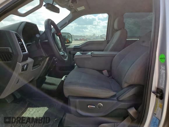 ✅ 2015 Ford F-150 XLT • VIN: 1FTEW1CF8FKF01371 • Lot: 92722275. Listed on Copart with 165,809 mi. Free auction sales archive from the USA and detailed vehicle history report at DreamBid. Image 7.