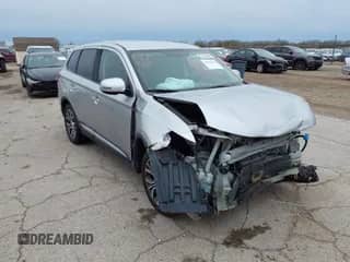 2018 Mitsubishi Outlander SE with VIN JA4AD3A35JZ055117, listed as a IAAI auction lot 41955013 with 142,906 mi miles and . Bid and sale history available at DreamBid. Image 1.