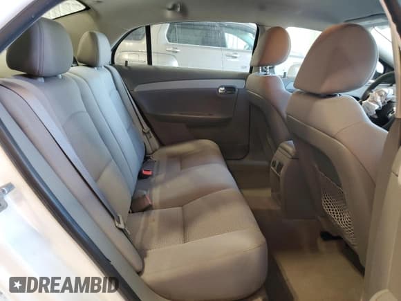 ✅ 2010 Chevrolet Malibu 1LT • VIN: 1G1ZC5EB3A4137071 • Lot: 71713074. Listed on Copart with 107,388 mi. Free auction sales archive from the USA and detailed vehicle history report at DreamBid. Image 10.