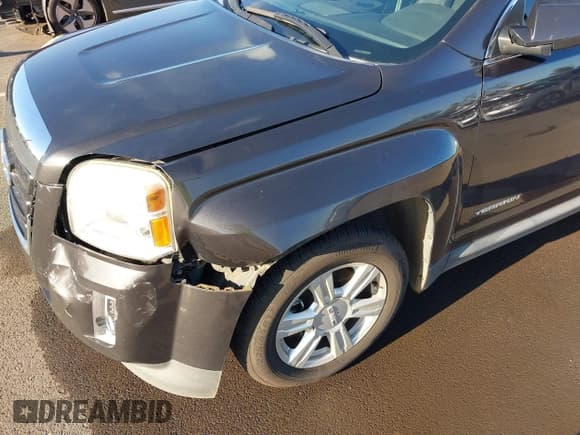 ✅ 2015 GMC Terrain SLE • VIN: 2GKFLRE31F6407418 • Лот: 42888182. Опубликован ранее на IAAI с пробегом 137 329 миль. Бесплатный доступ к архиву аукционных продаж из США и подробный отчёт об истории автомобиля на DreamBid. Изображение 18.