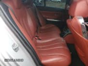 ✅ 2014 BMW 6 Series 650i xDrive • VIN: WBA6B4C51ED099119 • Lot: 90423915. Wystawiony na Copart z przebiegiem 100 840 mil. Bezpłatny archiwum sprzedaży aukcyjnych z USA i szczegółowy raport historii pojazdu na DreamBid. Zdjęcie 10.