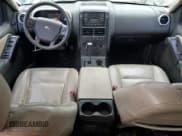 ✅ 2008 Ford Explorer XLT • VIN: 1FMEU73E98UB36444 • Lot: 82571435. Wystawiony na Copart z przebiegiem 190 353 mil. Bezpłatny archiwum sprzedaży aukcyjnych z USA i szczegółowy raport historii pojazdu na DreamBid. Zdjęcie 8.