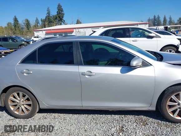 2013 Toyota Camry L с VIN 4T4BF1FK2DR317560, выставлен на аукционе IAAI как лот 43256662 с пробегом 173 939 миль миль и . История ставок и продаж доступна на DreamBid. Изображение 14.