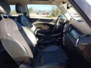 ✅ 2008 MINI Clubman S • VIN: WMWMM33518TP87059 • Lot: 43814151. Wystawiony na IAAI z przebiegiem 102 460 mil. Bezpłatny archiwum sprzedaży aukcyjnych z USA i szczegółowy raport historii pojazdu na DreamBid. Zdjęcie 5.