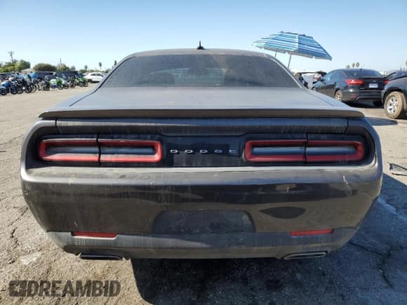 ✅ 2016 Dodge Challenger R/T Plus Shaker • VIN: 2C3CDZBT7GH305521 • Lot: 91117815. Listed on Copart with 109,771 mi. Free auction sales archive from the USA and detailed vehicle history report at DreamBid. Image 6.