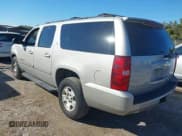 ✅ 2007 Chevrolet Suburban LTZ • VIN: 1GNFK16387J190556 • Lot: 43680994. Listed on IAAI with 264,904 mi. Free auction sales archive from the USA and detailed vehicle history report at DreamBid. Image 3.