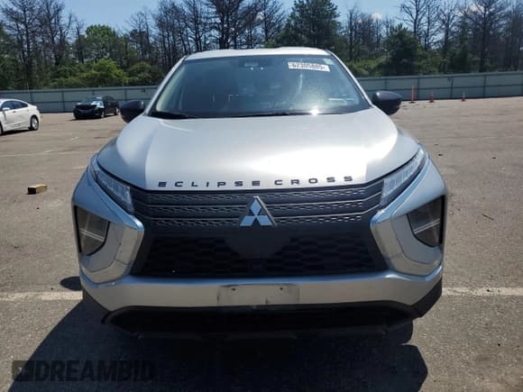 ✅ 2022 Mitsubishi Eclipse Cross LE • VIN: JA4ATVAA3NZ039324 • Lot: 62305885. Listed on Copart with 61,000 mi. Free auction sales archive from the USA and detailed vehicle history report at DreamBid. Image 5.