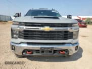 ✅ 2024 Chevrolet Silverado 2500HD LT • VIN: 2GC4YNE78R1226141 • Lot: 72026105. Listed on Copart with 13,936 mi. Free auction sales archive from the USA and detailed vehicle history report at DreamBid. Image 5.