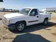 2004 Chevrolet Silverado 1500 LS z VIN 1GCEC14VX4Z171221, wystawiony jako Copart lot #78542024 z przebiegiem 254 153 mil mil oraz Szkoda całkowita • Salvage title. Historia ofert i sprzedaży dostępna na DreamBid. Obrazek 1.