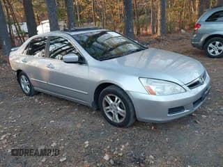 ✅ 2007 Honda Accord EX-L • VIN: 1HGCM56837A154557 • Лот: 43698774. Опубликован ранее на IAAI с пробегом 282 085 миль. Бесплатный доступ к архиву аукционных продаж из США и подробный отчёт об истории автомобиля на DreamBid. Изображение 1.