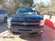✅ 2010 Chevrolet Silverado 1500 LT • VIN: 1GCSCSE06AZ263210 • Lot: 41669444. Wystawiony na IAAI z przebiegiem 183 186 mil. Bezpłatny archiwum sprzedaży aukcyjnych z USA i szczegółowy raport historii pojazdu na DreamBid. Zdjęcie 12.