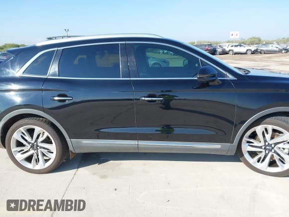 ✅ 2017 Lincoln MKX Reserve • VIN: 2LMPJ6LR7HBL15249 • Lot: 43186603. Listed on IAAI with 74,830 mi. Free auction sales archive from the USA and detailed vehicle history report at DreamBid. Image 13.