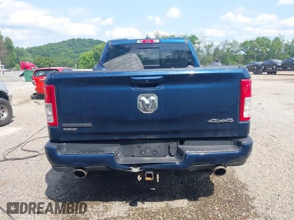 ✅ 2022 Ram 1500 Big Horn • VIN: 1C6SRFBT1NN255976 • Lot: 42461238. Listed on IAAI with 56,518 mi. Free auction sales archive from the USA and detailed vehicle history report at DreamBid. Image 17.