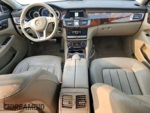 ✅ 2014 Mercedes-Benz CLS 550 • VIN: WDDLJ7DBXEA121740 • Lot: 59470545. Listed on Copart with 103,090 mi. Free auction sales archive from the USA and detailed vehicle history report at DreamBid. Image 8.
