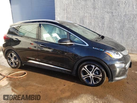 ✅ 2017 Chevrolet Bolt EV Premier • VIN: 1G1FX6S07H4167541 • Лот: 47593584. Опубликован ранее на Copart с пробегом 101 126 миль. Бесплатный доступ к архиву аукционных продаж из США и подробный отчёт об истории автомобиля на DreamBid. Изображение 4.