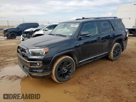 ✅ 2021 Toyota 4Runner Nightshade • VIN: JTEJU5JR6M5861299 • Lot: 84965575. Wystawiony na Copart z przebiegiem 52 780 mil. Bezpłatny archiwum sprzedaży aukcyjnych z USA i szczegółowy raport historii pojazdu na DreamBid. Zdjęcie 1.