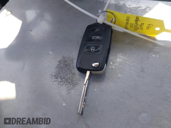 ✅ 2011 Volkswagen Jetta SE • VIN: 3VWDZ7AJ4BM389150 • Lot: 42725639. Listed on IAAI with 101,271 mi. Free auction sales archive from the USA and detailed vehicle history report at DreamBid. Image 11.