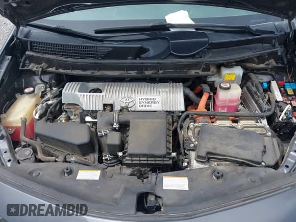 ✅ 2017 Toyota Prius Two • VIN: JTDZN3EU8HJ073161 • Lot: 42912926. Listed on IAAI with 104,562 mi. Free auction sales archive from the USA and detailed vehicle history report at DreamBid. Image 10.