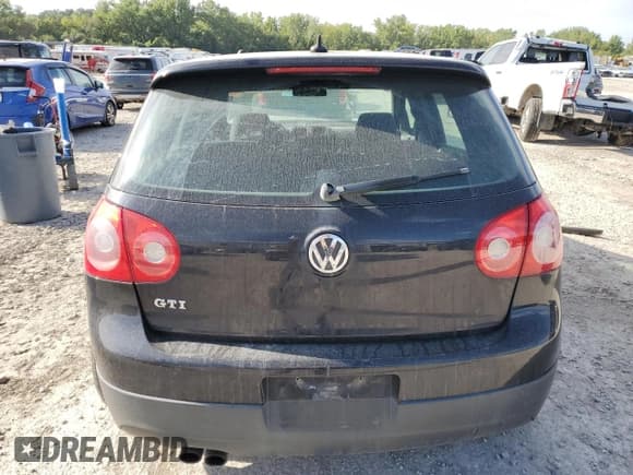 ✅ 2008 Volkswagen Golf GTI • VIN: WVWHV71K08W337614 • Lot: 69892044. Wystawiony na Copart z przebiegiem 174 955 mil. Bezpłatny archiwum sprzedaży aukcyjnych z USA i szczegółowy raport historii pojazdu na DreamBid. Zdjęcie 6.