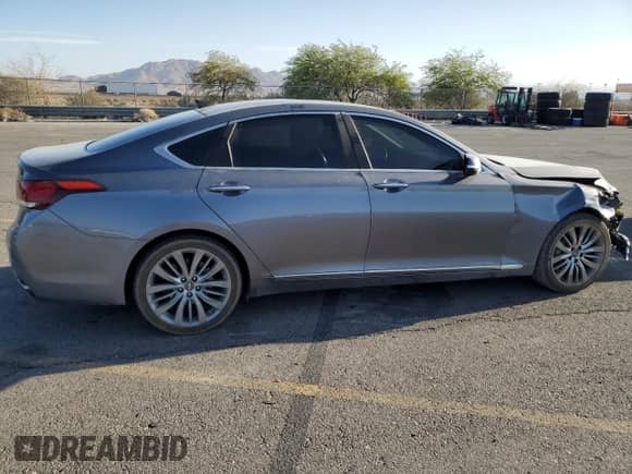 2015 Hyundai Genesis 5.0L z VIN KMHGN4JF4FU016533, wystawiony jako Copart lot #78250604 z przebiegiem 98 239 mil mil oraz Szkoda całkowita • Salvage title. Historia ofert i sprzedaży dostępna na DreamBid. Obrazek 3.