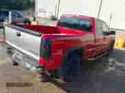 2005 Chevrolet Silverado 1500 Z71 z VIN 1GCEK19B65Z113674, wystawiony jako IAAI lot #43373475 z przebiegiem Nie podano mil oraz . Historia ofert i sprzedaży dostępna na DreamBid. Obrazek 4.