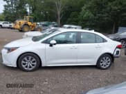 ✅ 2024 Toyota Corolla LE • VIN: 5YFB4MDE4RP091772 • Lot: 43266243. Wystawiony na IAAI z przebiegiem 49 010 mil. Bezpłatny archiwum sprzedaży aukcyjnych z USA i szczegółowy raport historii pojazdu na DreamBid. Zdjęcie 14.