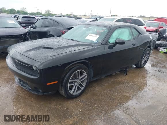 ✅ 2019 Dodge Challenger SXT • VIN: 2C3CDZGG0KH717350 • Lot: 41883277. Wystawiony na IAAI z przebiegiem 60 112 mil. Bezpłatny archiwum sprzedaży aukcyjnych z USA i szczegółowy raport historii pojazdu na DreamBid. Zdjęcie 2.