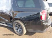 ✅ 2023 Chevrolet Suburban Z71 • VIN: 1GNSKDKD0PR327831 • Lot: 42449967. Listed on IAAI with 68,920 mi. Free auction sales archive from the USA and detailed vehicle history report at DreamBid. Image 17.