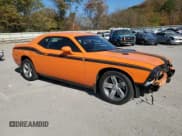 ✅ 2012 Dodge Challenger R/T Plus • VIN: 2C3CDYBT1CH158598 • Lot: 77275724. Wystawiony na Copart z przebiegiem Nie podano. Bezpłatny archiwum sprzedaży aukcyjnych z USA i szczegółowy raport historii pojazdu na DreamBid. Zdjęcie 4.