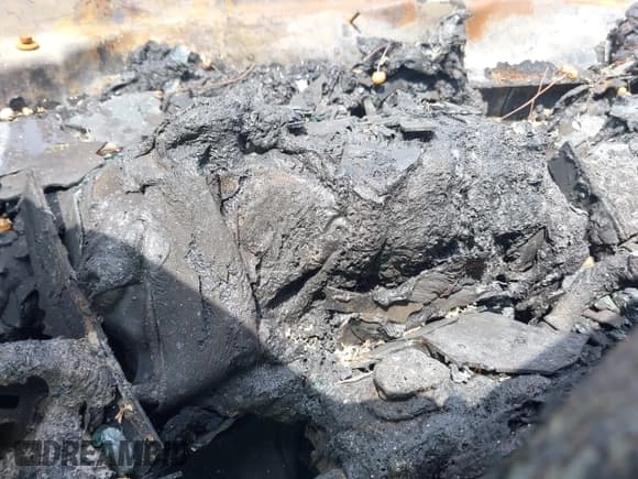 ✅ 2015 Chevrolet Silverado 2500HD Work Truck • VIN: 1GC1KUEG0FF129924 • Lot: 42050402. Listed on IAAI with 162,472 mi. Free auction sales archive from the USA and detailed vehicle history report at DreamBid. Image 7.