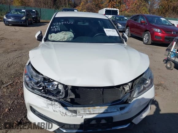 ✅ 2017 Honda Accord Sport SE • VIN: 1HGCR2F10HA109998 • Lot: 43697122. Listed on IAAI with 79,359 mi. Free auction sales archive from the USA and detailed vehicle history report at DreamBid. Image 12.