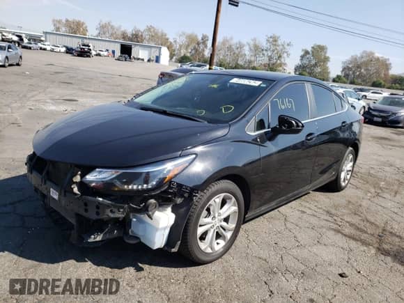 ✅ 2019 Chevrolet Cruze LT • VIN: 1G1BE5SM1K7145591 • Лот: 64606262. Размещён на Copart с пробегом 76 167 миль миль. Получите бесплатный доступ к архиву аукционных продаж из США и посмотрите подробный отчёт об истории автомобиля на DreamBid. Изображение 2.